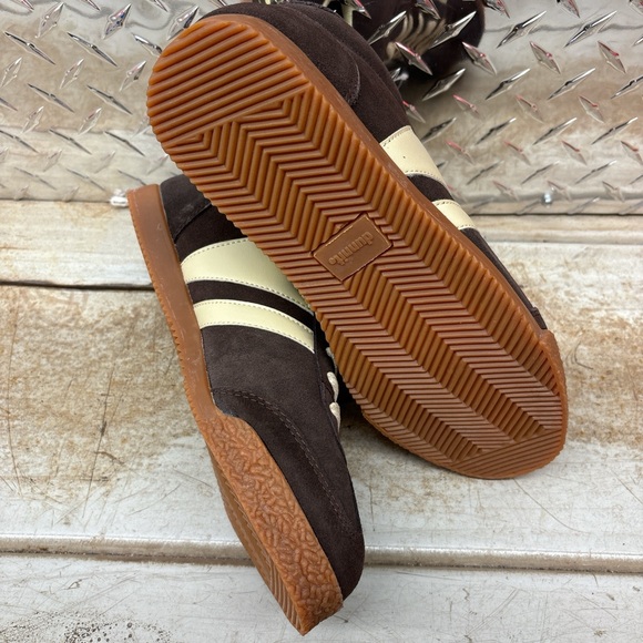 $20 SPECIAL! BNIB dunnit hi tops, brown/beige, womens 5-10US - Picture 3 of 3